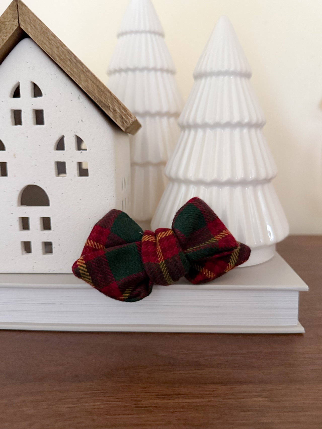 Little Helper  Hair Bow